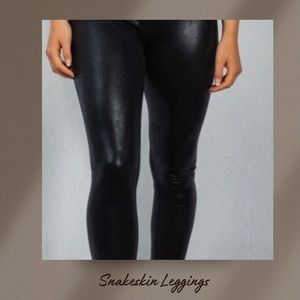 Snakeskin Print Leggings - Size XL